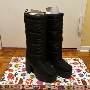 🔥🔥Brand New Jeffrey Campbell Snow Boots 🔥🔥